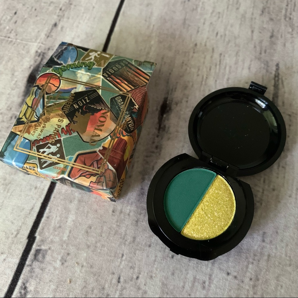 Nomad intense eyeshadow duo America’s parks